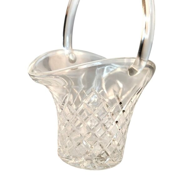 Pressed Cut Crystal Glass Basket Vase Handled Diamond Pattern Decorative Display - Picture 9 of 9
